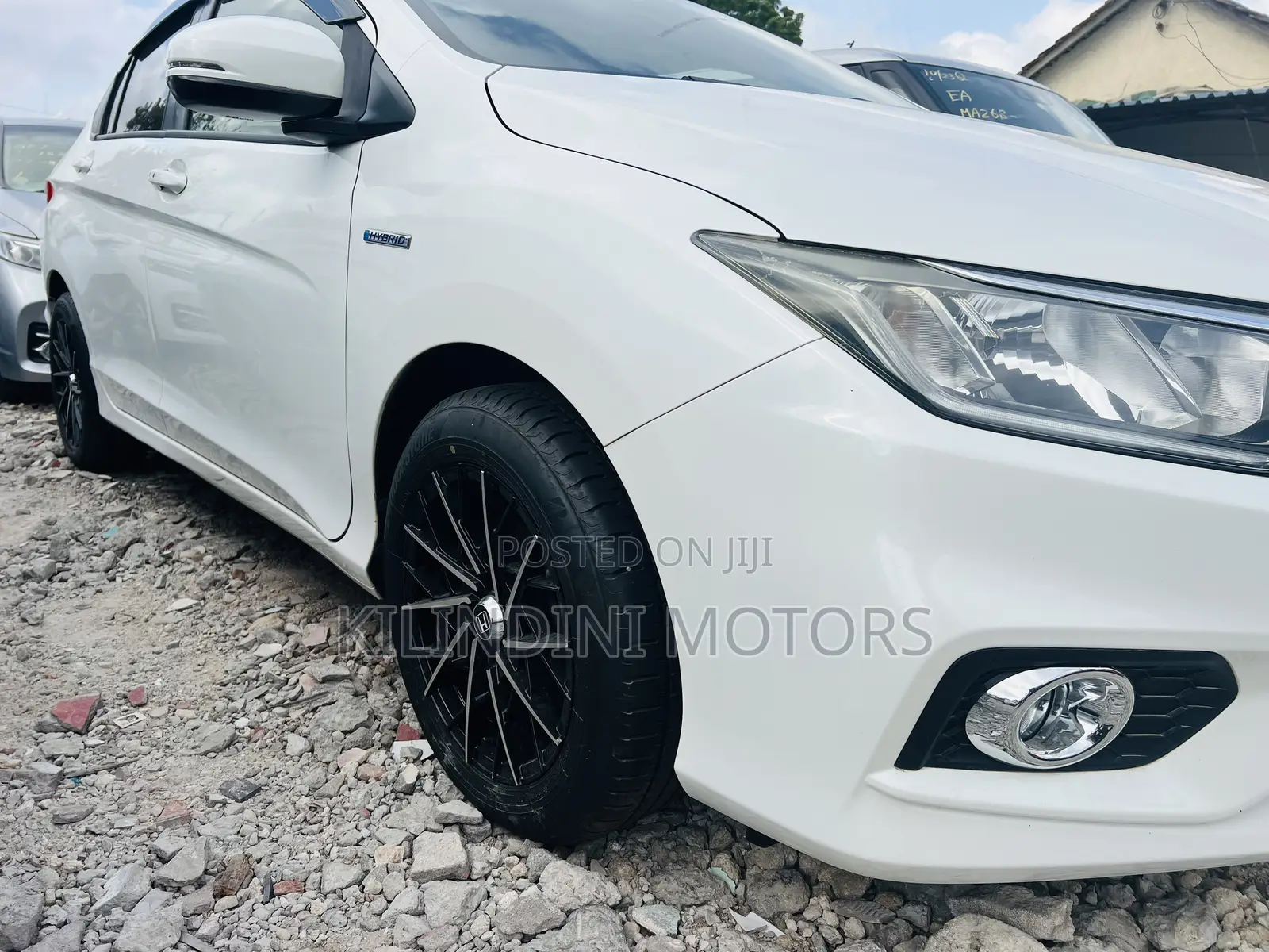 Honda Grace 2019 White