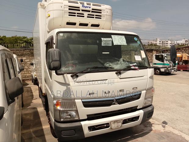 Mitsubishi Canter - thumbnail 3