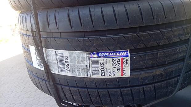 315/40zr21 Michelin Pilot Tyre - main view