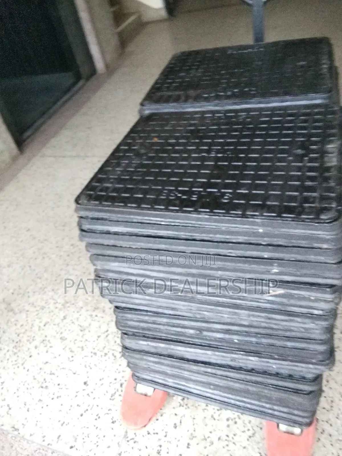 600 by 450 Mm Cast Iron Manhole Cover