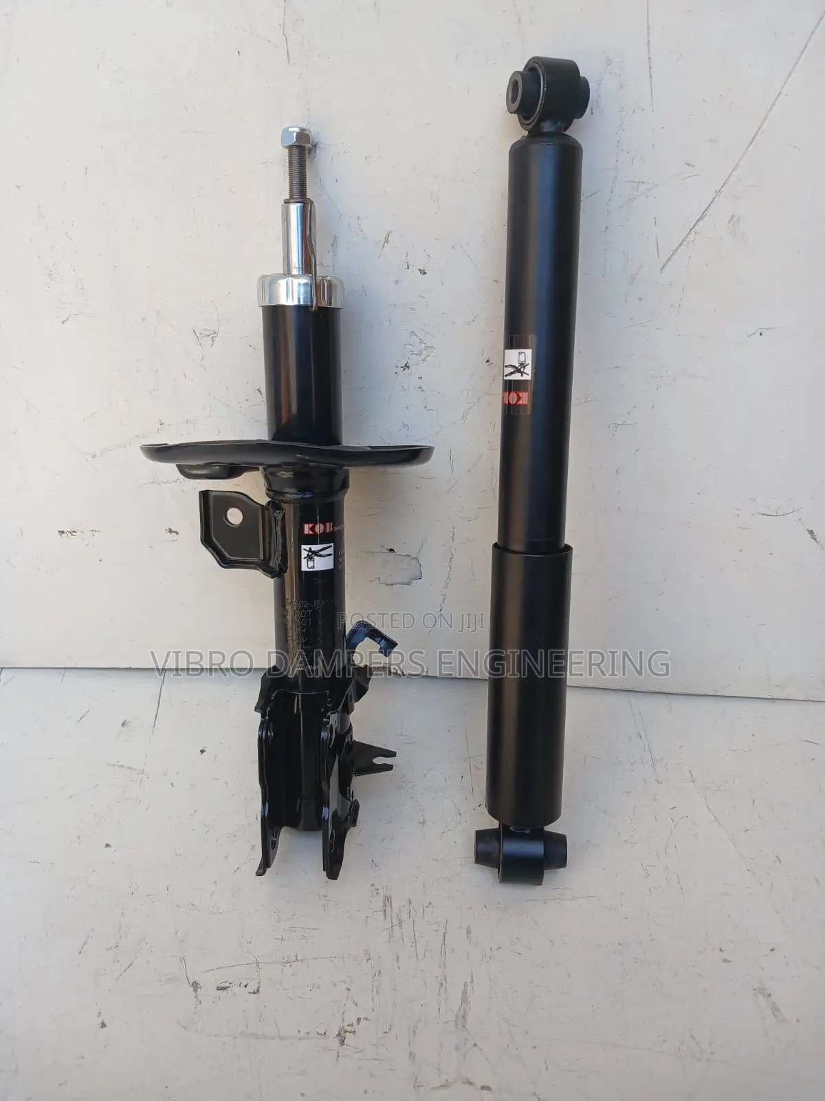 Nissan Qashqai Front and Rear Shock Absorbers.