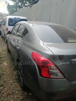 Nissan Latio 1.2 2012 Gray