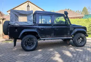 Land Rover Defender Puma 110 2.4 TD 2009 Black