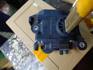 4 Wheel Drive Actuator 1vd Engine