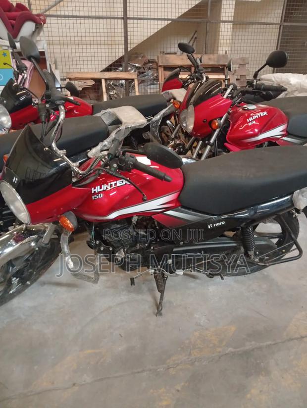 New Hero Hunter 150 2025 Red - main view