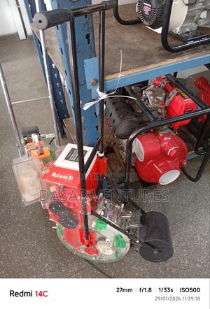 Seed Planter With Fertilizer - thumbnail 2