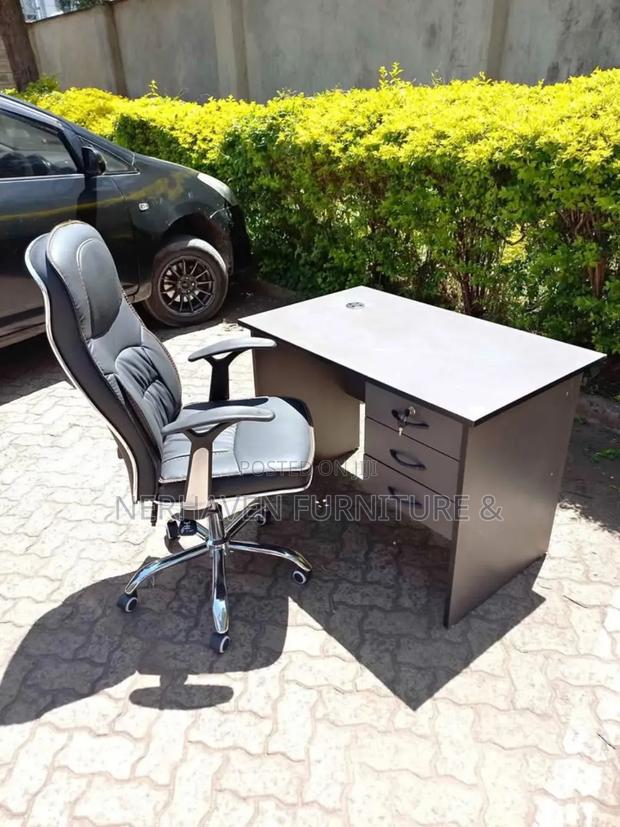 Leather Chair and Office Desk – Elegant Office Set