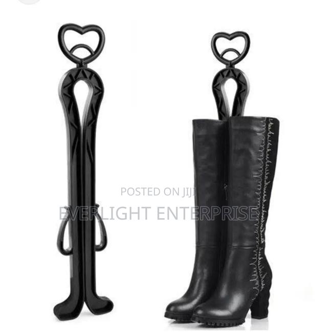 Boots Stand Holder