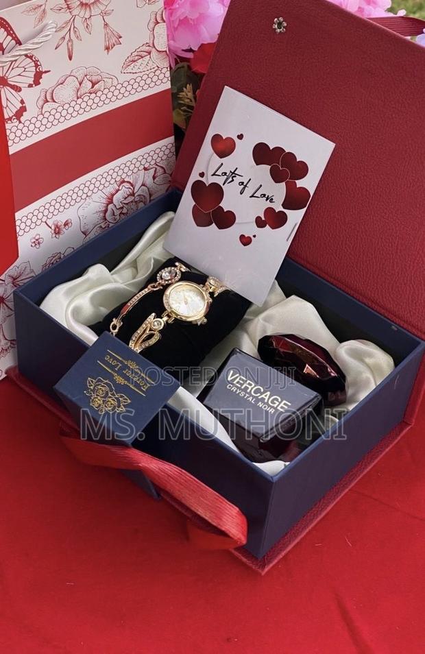 Accesories / Perfum Valentines Ladies Gift Hamper - thumbnail 4