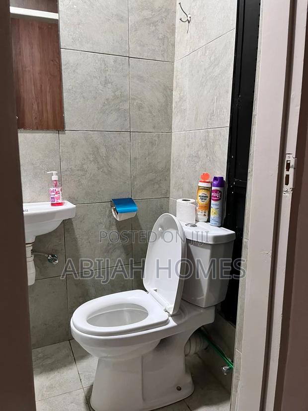 Studio Apartment Airbnb Roysambu - thumbnail 9