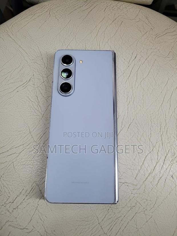 Samsung Galaxy Z Fold 5 512 GB Blue - thumbnail 3