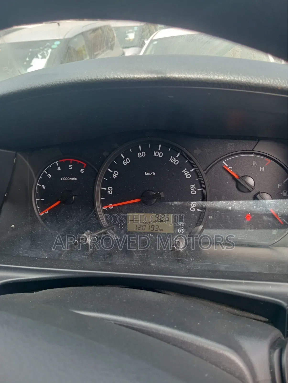 Toyota HiAce 2019 Silver