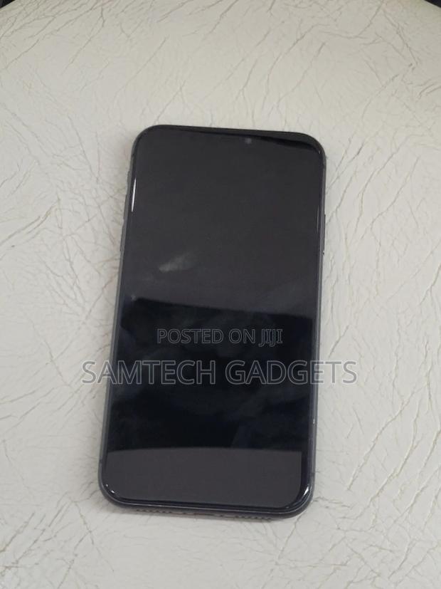 Apple iPhone 11 128 GB Black - thumbnail 2