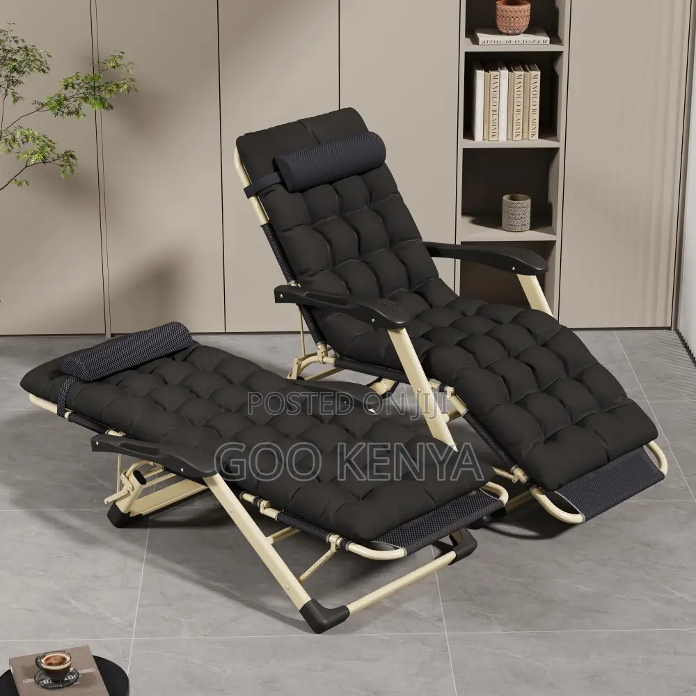 Home Chair; Foldable Soft-cushioned Zero Gravity Lounge Chair