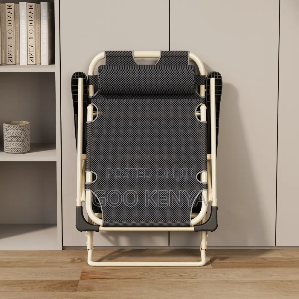 Home Chair; Foldable Soft-cushioned Zero Gravity Lounge Chair