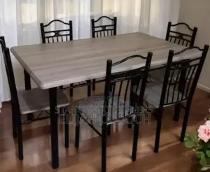 With 6 Seats. Brand New Glass 6 Sitter Dinning Table.