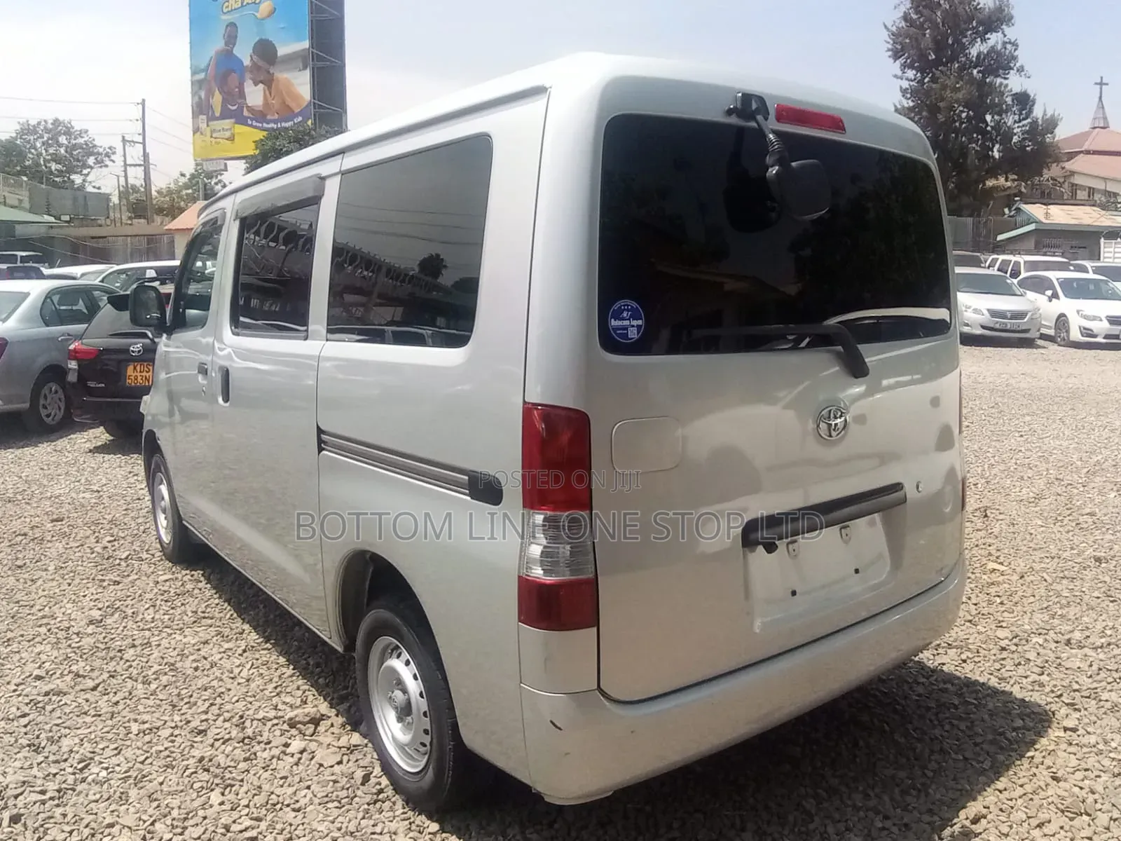 Toyota TownAce 2018 Silver