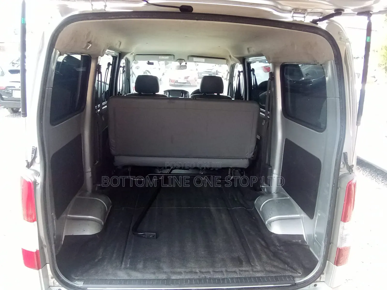 Toyota TownAce 2018 Silver