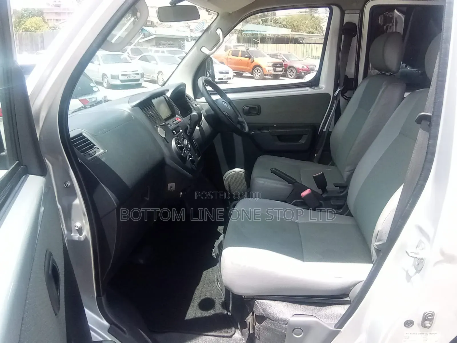 Toyota TownAce 2018 Silver