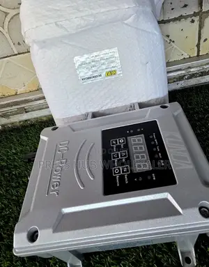“Industrial-Grade Solar Pump Controller – 70m Capacity”