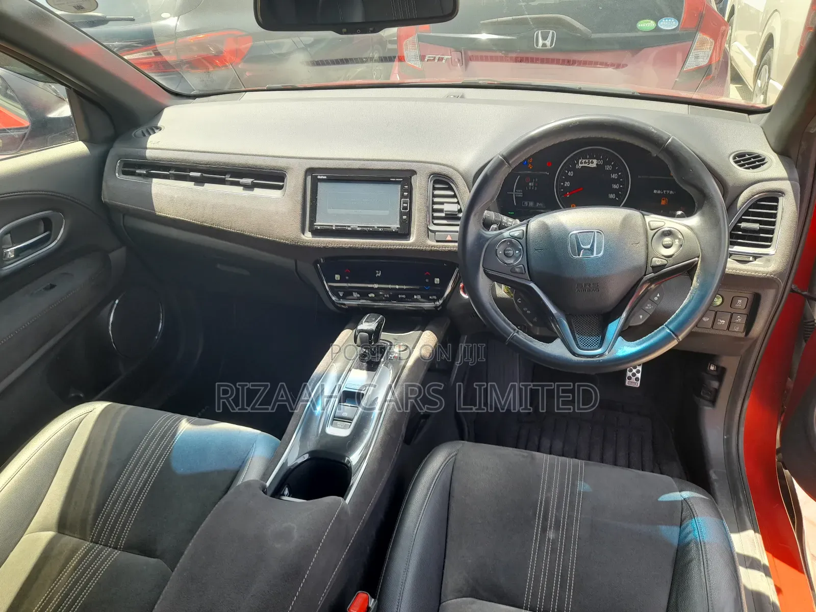 Honda Vezel 1.5 Hybrid 2WD 2018 Red