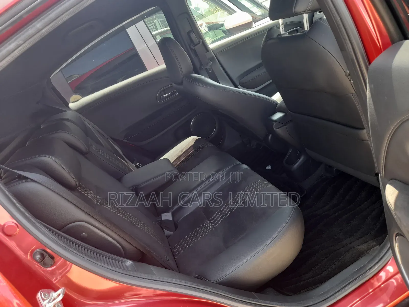 Honda Vezel 1.5 Hybrid 2WD 2018 Red