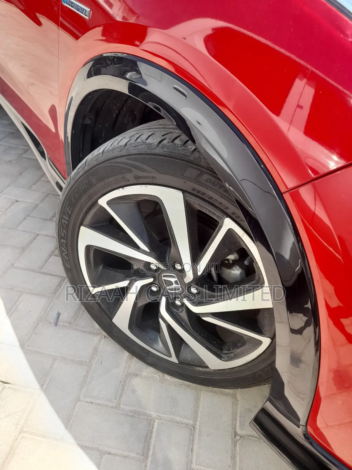 Honda Vezel 1.5 Hybrid 2WD 2018 Red