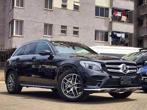 Mercedes-Benz GLC-Class GLC250 Sport Utility 4-Door (2.0L, 4cyl Turbo) Black