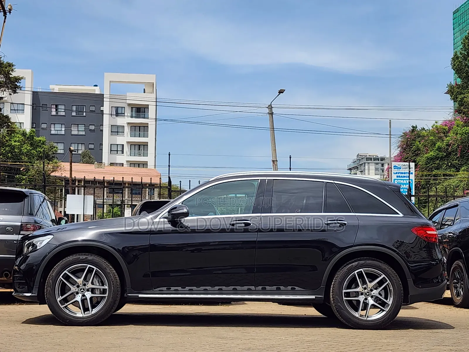 Mercedes-Benz GLC-Class GLC250 Sport Utility 4-Door (2.0L, 4cyl Turbo) Black