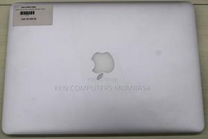 Laptop Apple MacBook Air 4GB Intel Core I5 SSD 128GB - main view