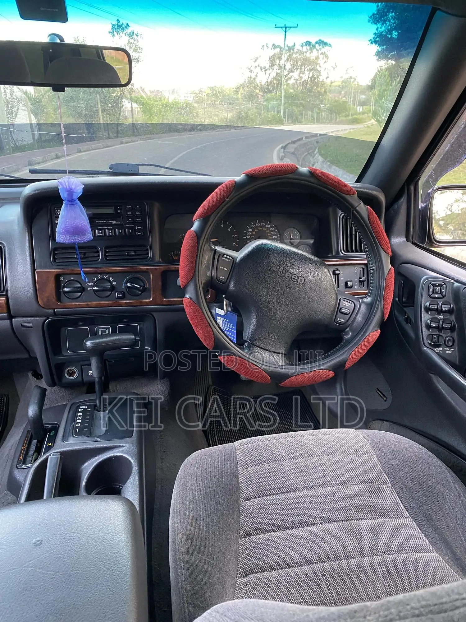 Jeep Grand Cherokee 1997 Maroon