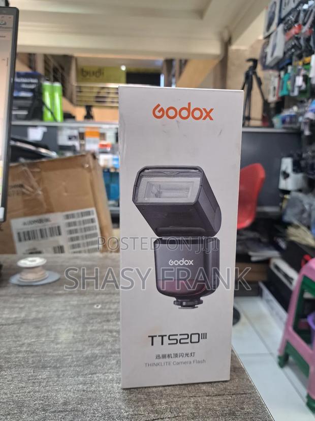 Godox Tt520ii Speedlight - main view
