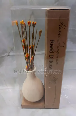 Decorative Flowers Glass or Ceramic Vase Reed Diffuser