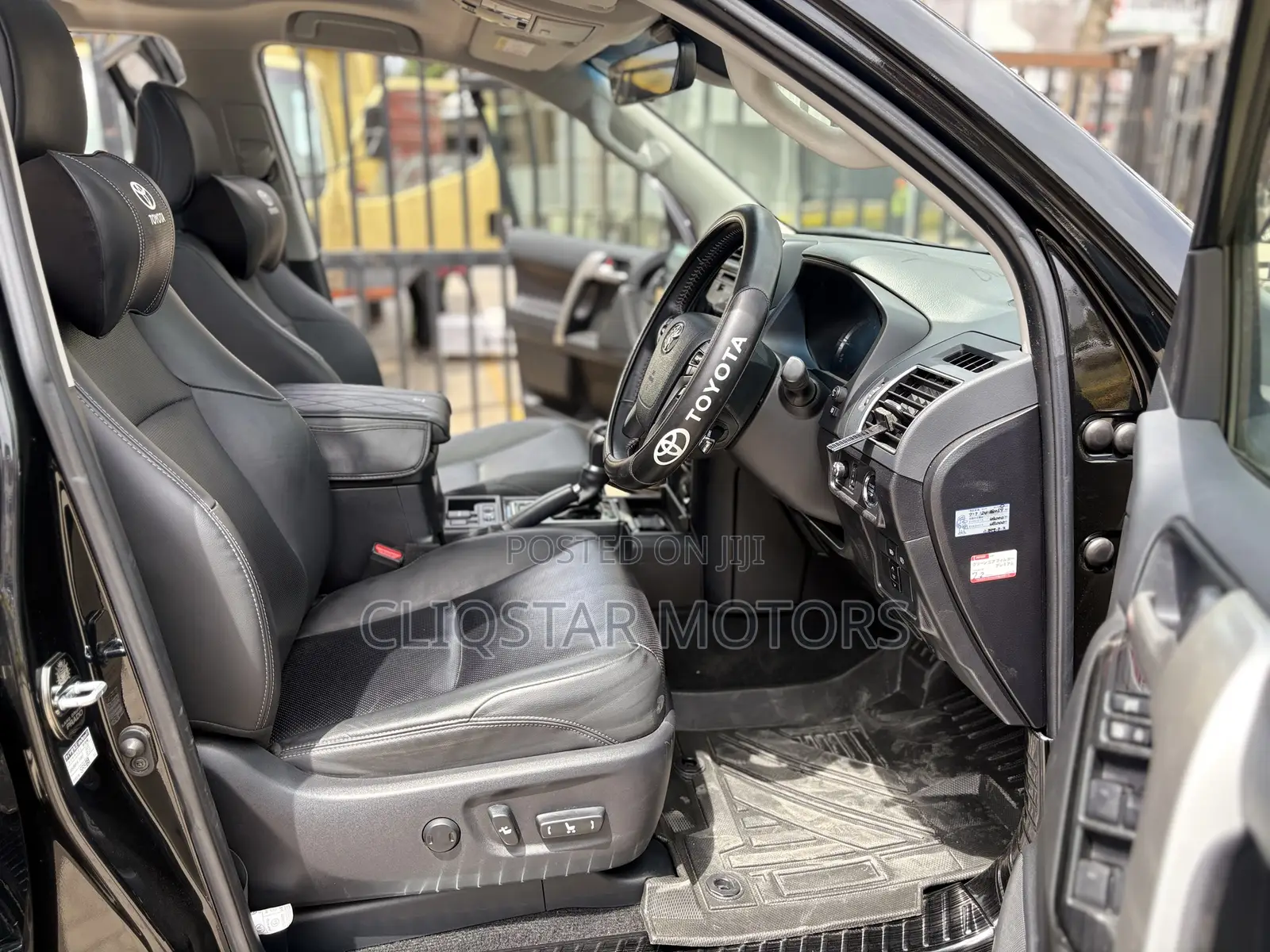 Toyota Land Cruiser Prado 2.7 2021 Black