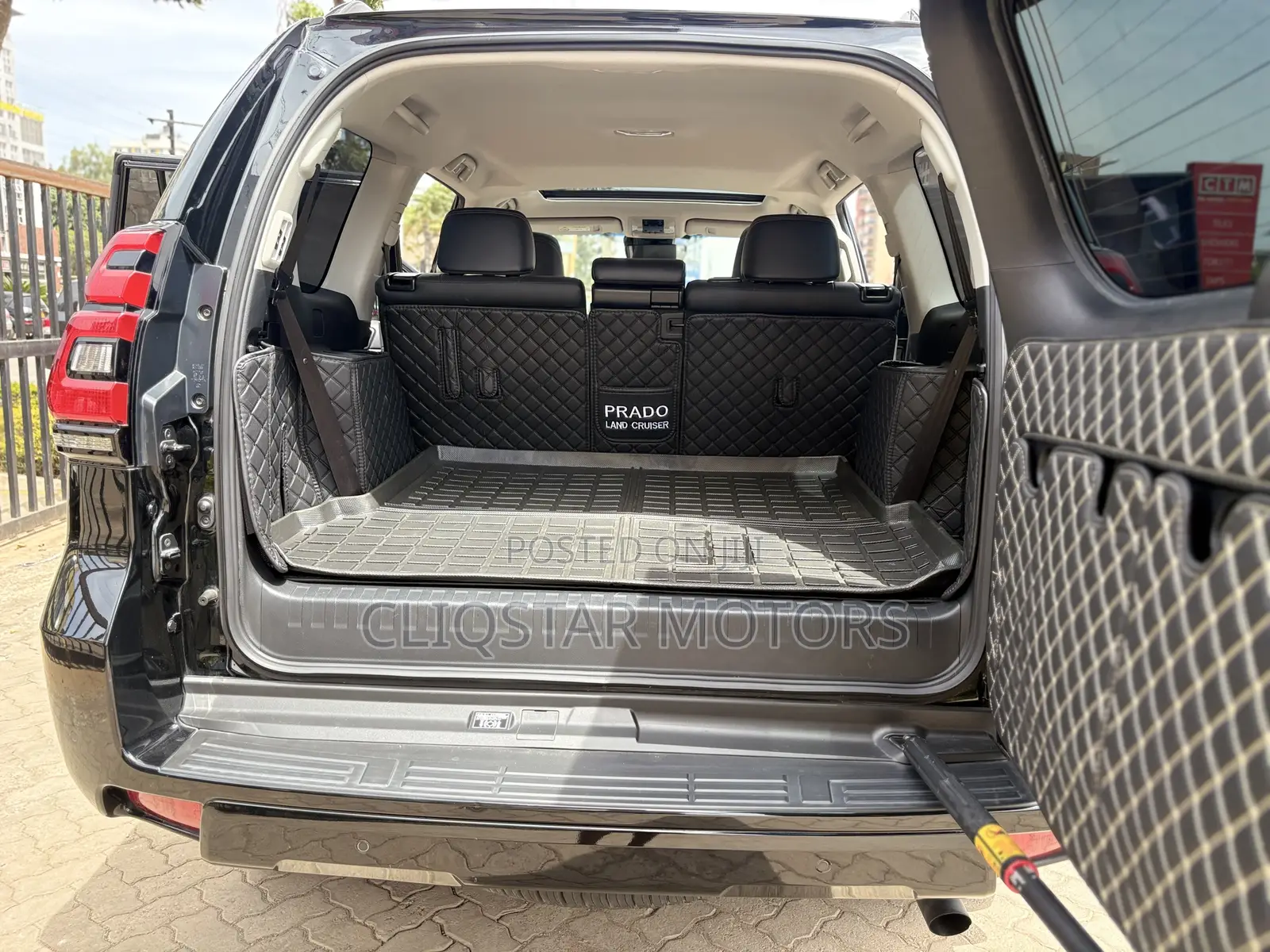 Toyota Land Cruiser Prado 2.7 2021 Black