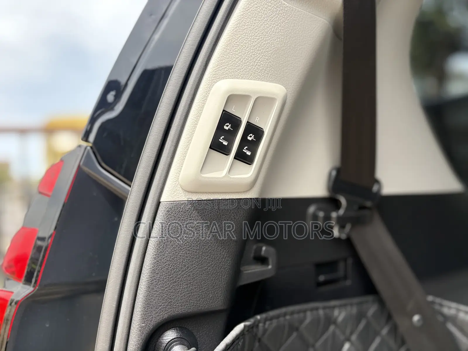 Toyota Land Cruiser Prado 2.7 2021 Black