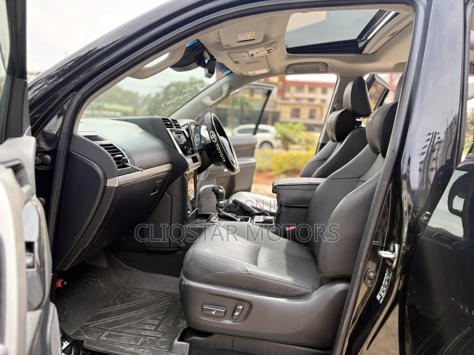 Toyota Land Cruiser Prado 2.7 2021 Black
