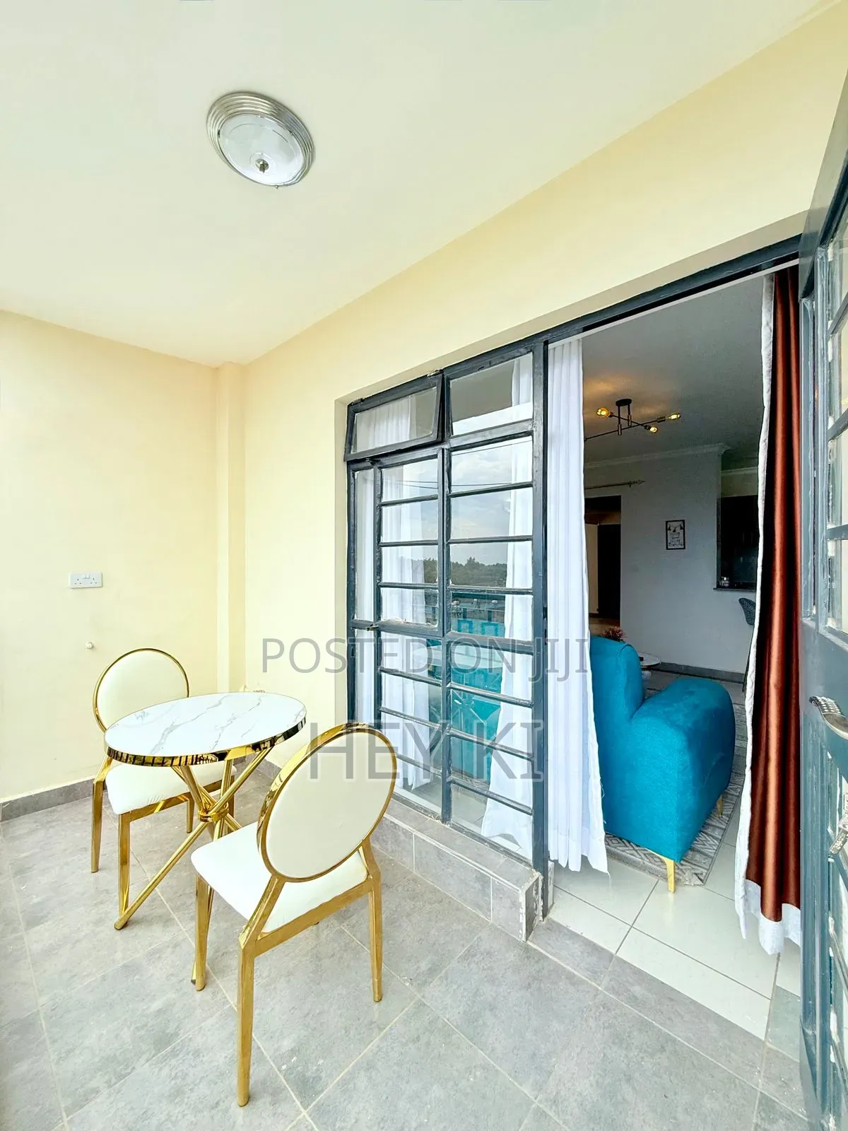 Spacious Two Bedroom Kamakis