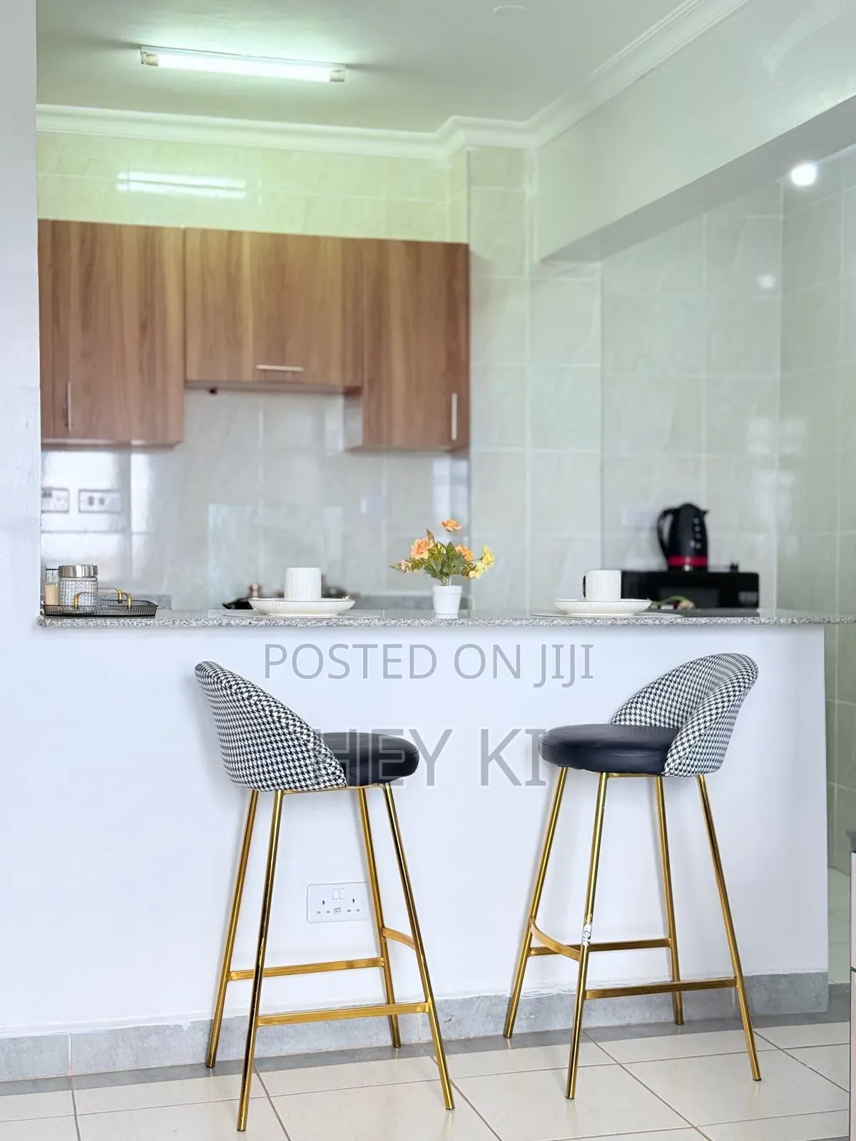 Spacious Two Bedroom Kamakis