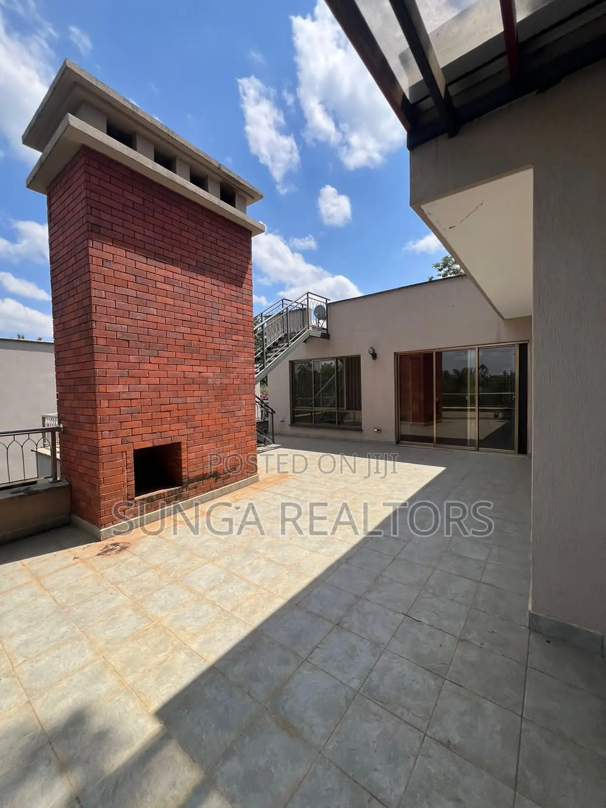 5bdrm House in Mzima Springs, Riverside Drive for sale