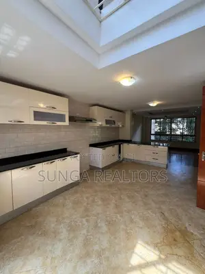 5bdrm House in Mzima Springs, Riverside Drive for sale
