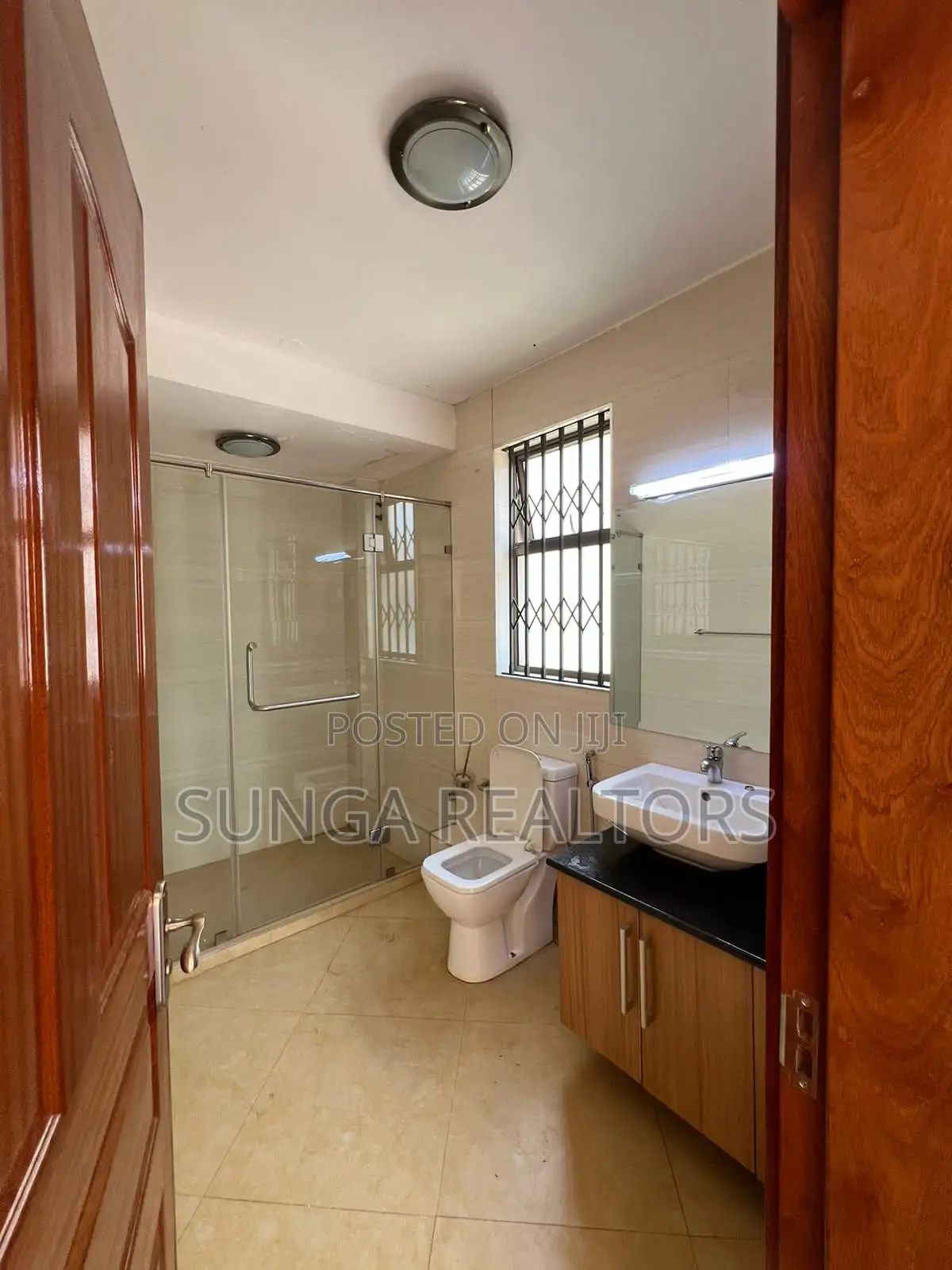 5bdrm House in Mzima Springs, Riverside Drive for sale