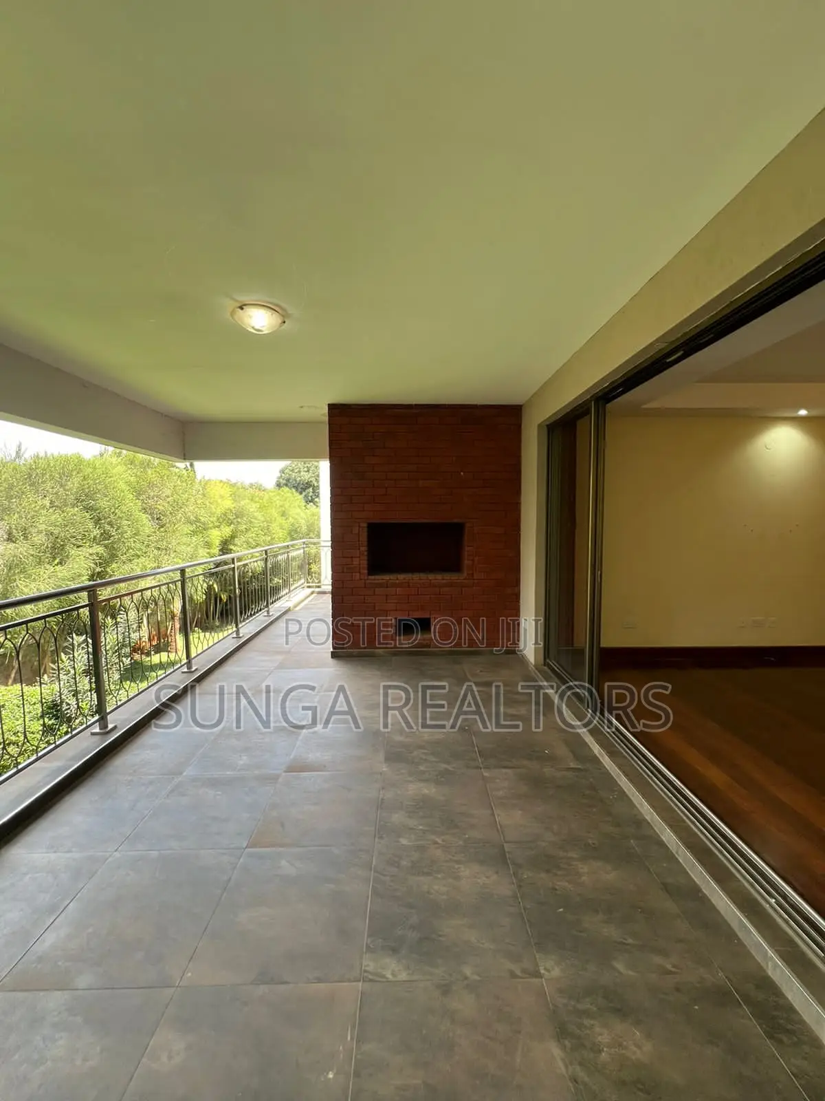 5bdrm House in Mzima Springs, Riverside Drive for sale