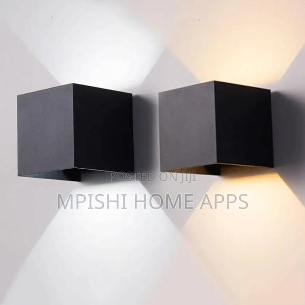 Square Black Led Up and Down Wall Light. - thumbnail 4