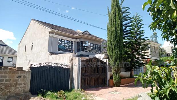 4bdrm Maisonette in Chokaa for sale