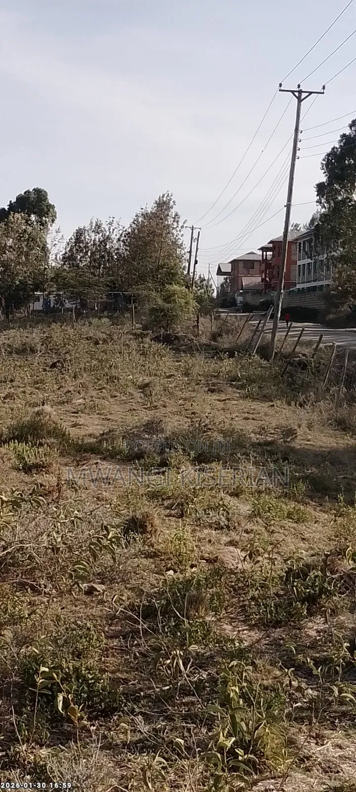 Plots in Kiserian 700mts From Tarmac