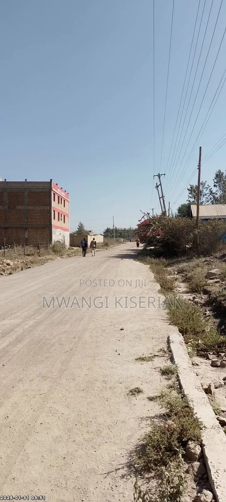 Plots in Kiserian 700mts From Tarmac