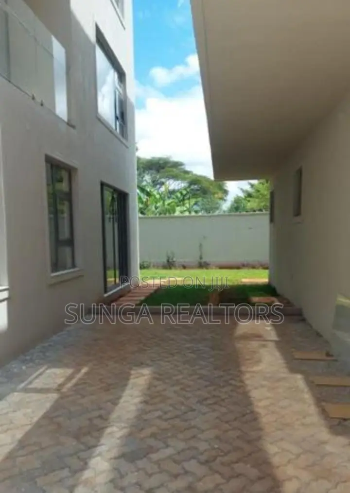 6bdrm House in Loiyangalani Rd., Riverside Drive for sale