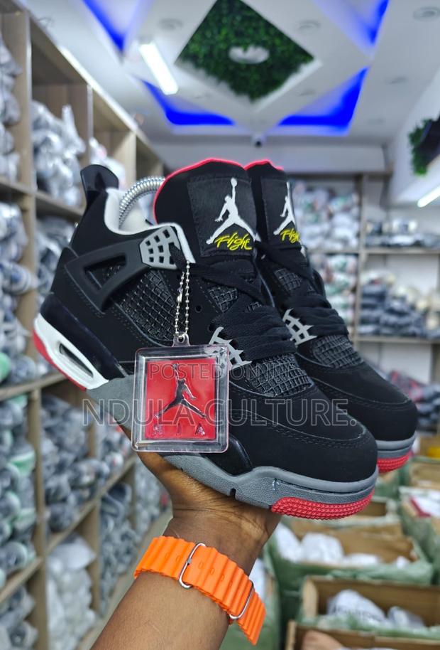 Air Jordan 4 - thumbnail 18