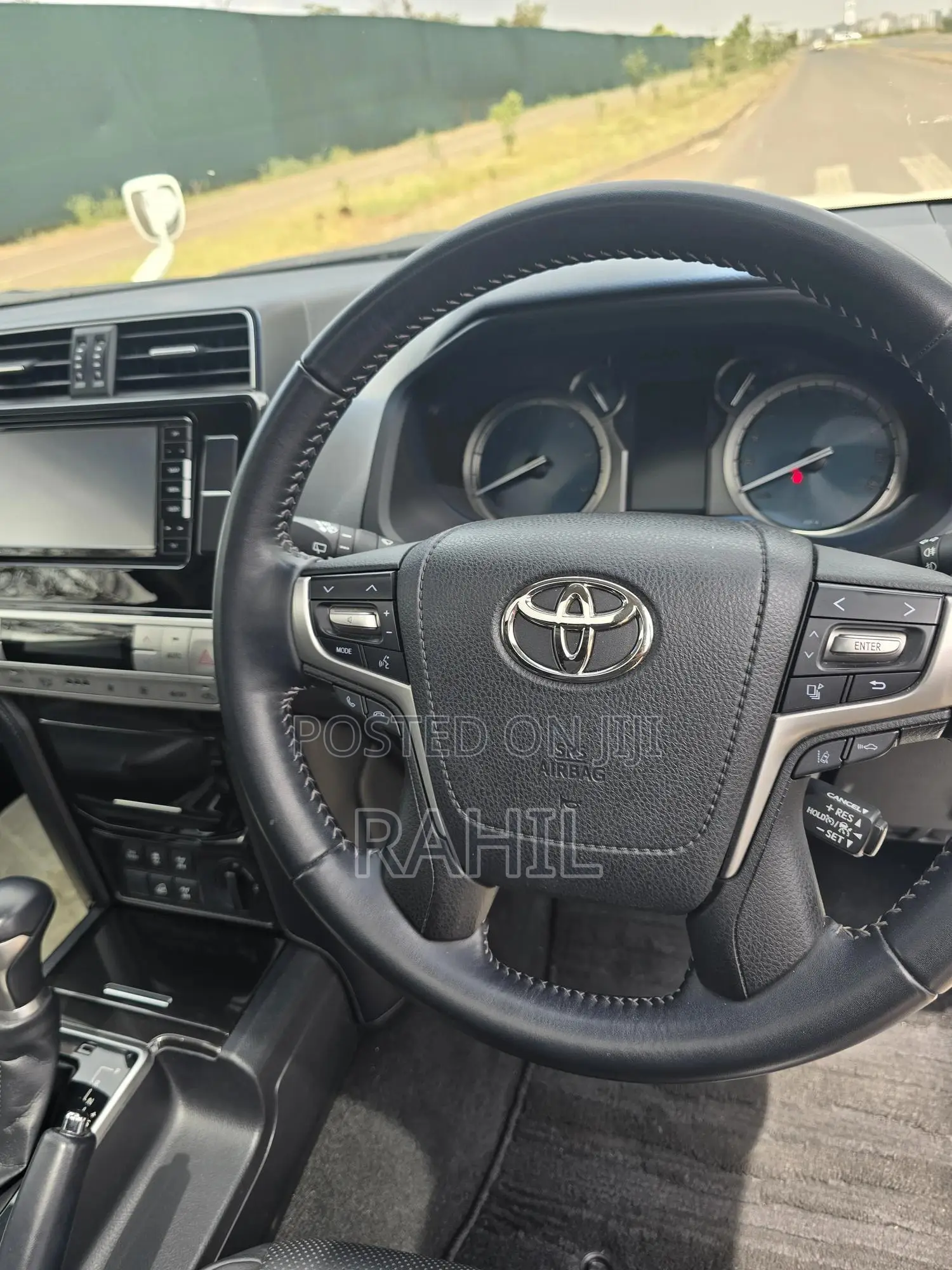 Toyota Land Cruiser Prado 2.8 2021 White